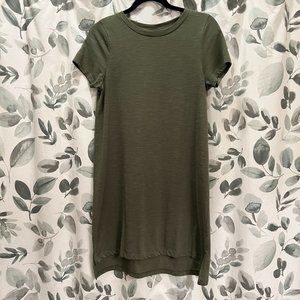 Mossimo Women’s T-Shirt Army Green Dress Medium